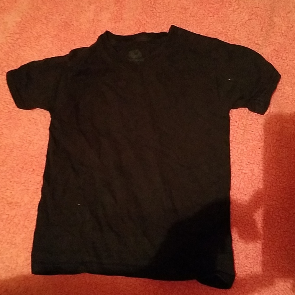 Toddler boys black v neck